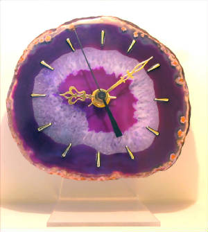 clock-290405.jpg